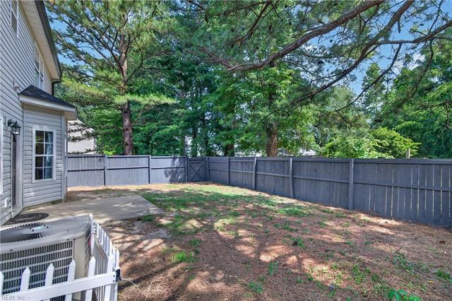1284 Big Bethel PL, Hampton, VA 23666