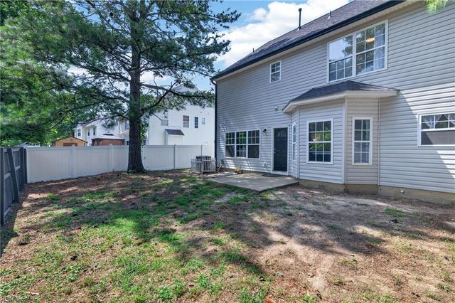 1284 Big Bethel PL, Hampton, VA 23666