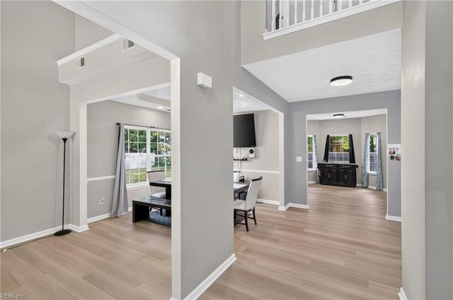 1284 Big Bethel PL, Hampton, VA 23666