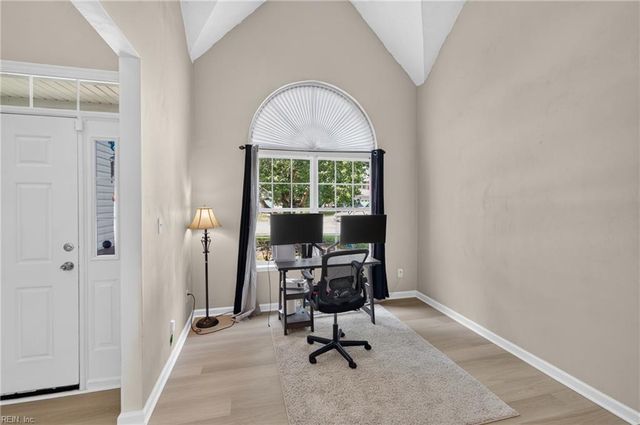 1284 Big Bethel PL, Hampton, VA 23666