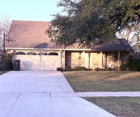 2433 Melrose Avenue, Bossier City, LA 71111