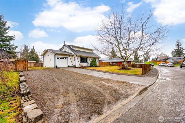 6127 Apollo Drive, Ferndale, WA 98248