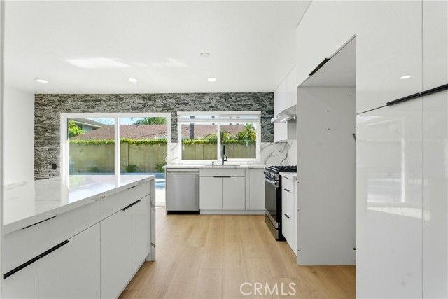 18316 Santana, Cerritos, CA 90703