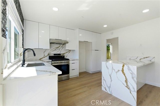 18316 Santana, Cerritos, CA 90703