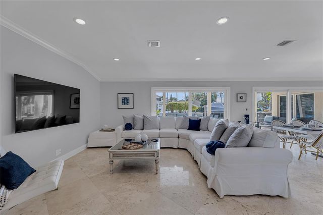 272 Imperial Lane, Lauderdale By The Sea, FL 33308