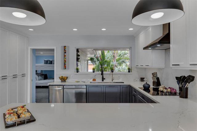 272 Imperial Lane, Lauderdale By The Sea, FL 33308