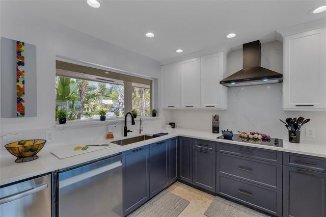 272 Imperial Lane, Lauderdale By The Sea, FL 33308