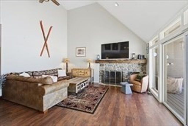 11 Portside Dr 4, Moultonborough, NH 03254