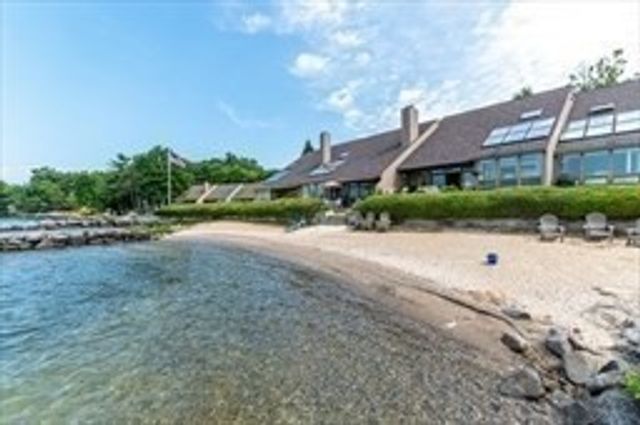 11 Portside Dr 4, Moultonborough, NH 03254