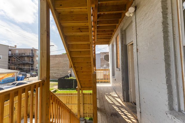 1913 S Troy Street, Chicago, IL 60623