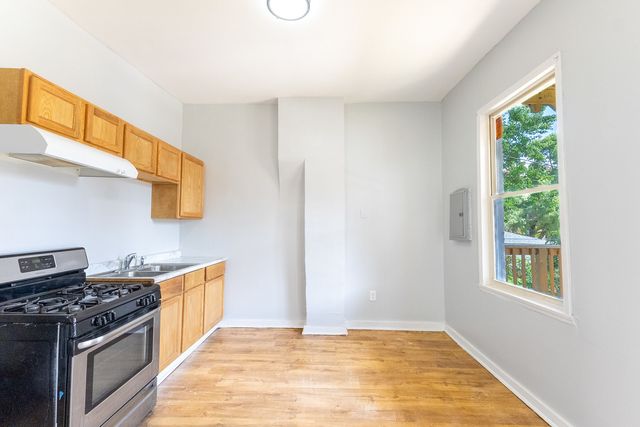 1913 S Troy Street, Chicago, IL 60623