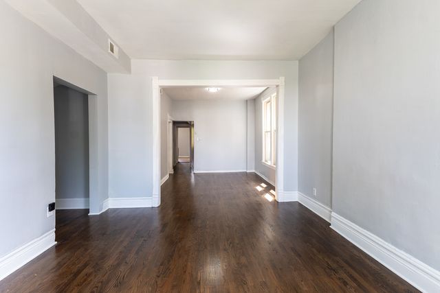1913 S Troy Street, Chicago, IL 60623