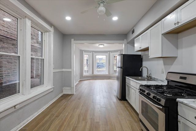 1913 S Troy Street, Chicago, IL 60623