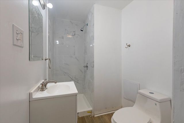 1913 S Troy Street, Chicago, IL 60623