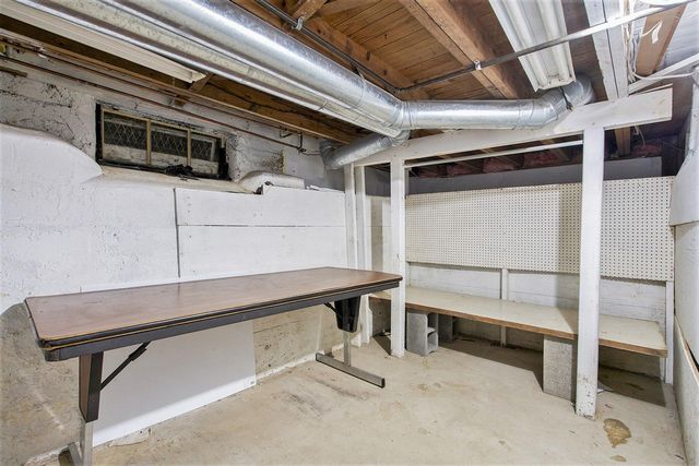 1709 South Boulevard, Ann Arbor, MI 48104