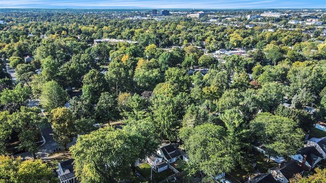 1709 South Boulevard, Ann Arbor, MI 48104