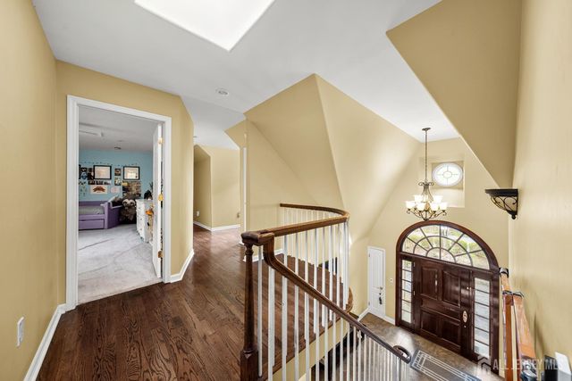 8 Crommelin Court, East Brunswick, NJ 08816