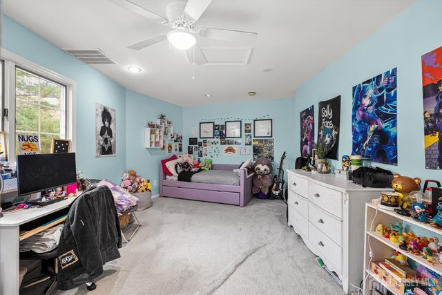 8 Crommelin Court, East Brunswick, NJ 08816