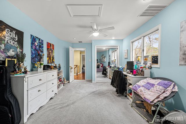 8 Crommelin Court, East Brunswick, NJ 08816