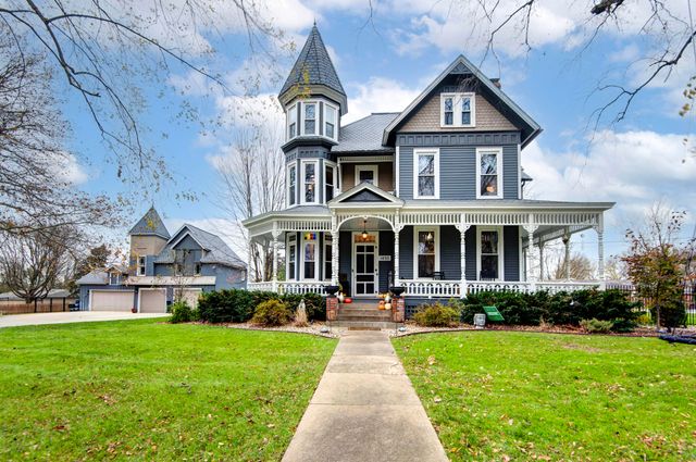 1435 E Walnut Street, Springfield, MO 65802