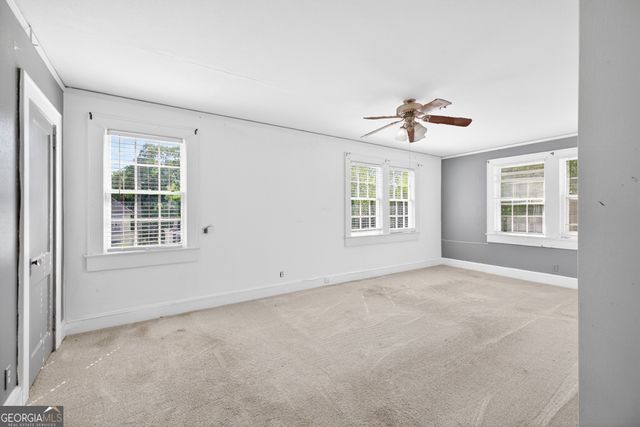 111 Edwards Street, Elberton, GA 30635