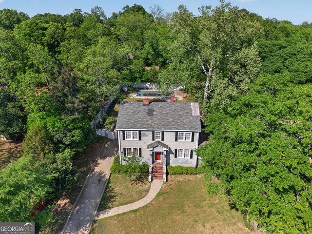 111 Edwards Street, Elberton, GA 30635
