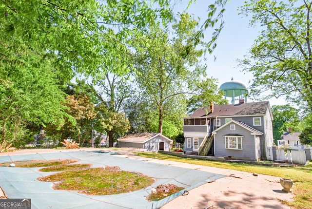 111 Edwards Street, Elberton, GA 30635
