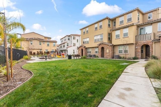 4474 Corse Walk, Sacramento, CA 95834