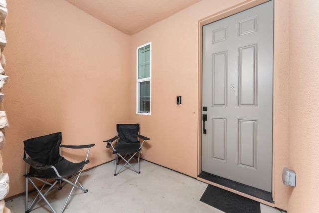 4474 Corse Walk, Sacramento, CA 95834