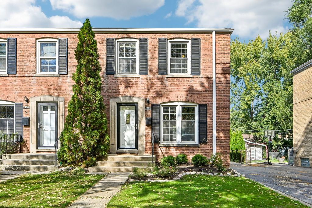 1706 STOCKTON Avenue, Des Plaines, IL 60018 — photo 2
