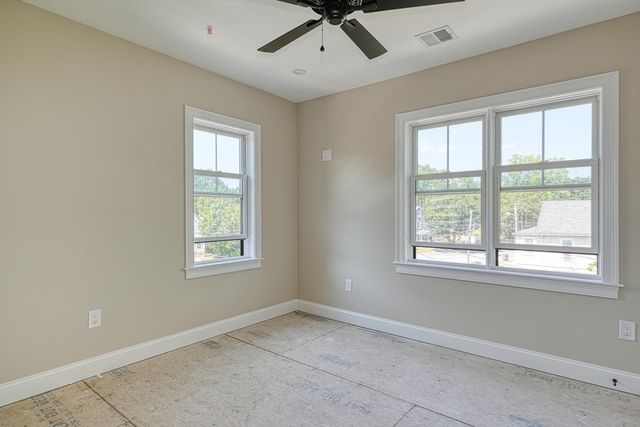 369 Grant 3, Framingham, MA 01702