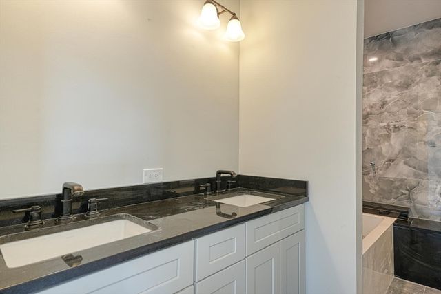 369 Grant 3, Framingham, MA 01702