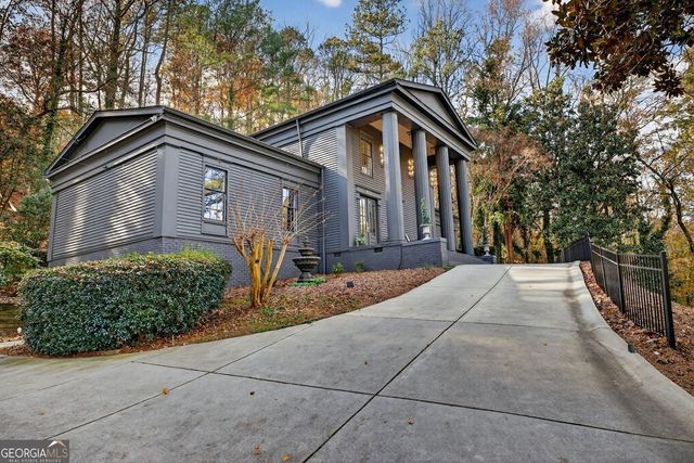 2525 Spalding Drive, Atlanta, GA 30350