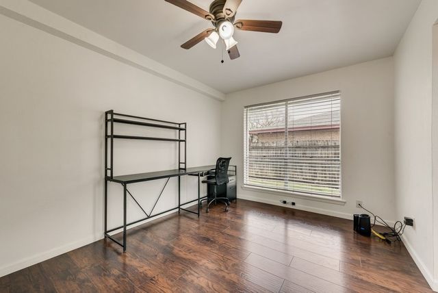 2225 Park Hill Drive, Arlington, TX 76012