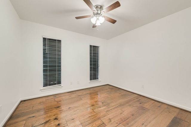 2225 Park Hill Drive, Arlington, TX 76012