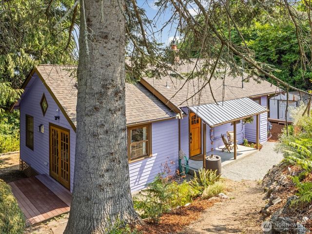 5024 29th Avenue S, Seattle, WA 98108
