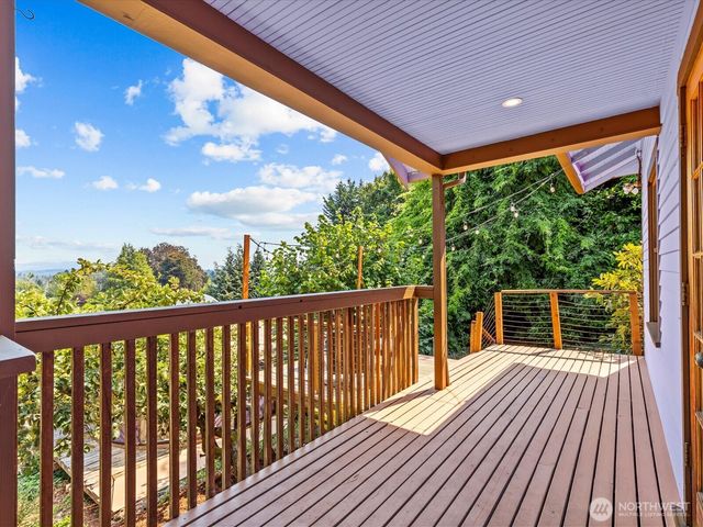 5024 29th Avenue S, Seattle, WA 98108