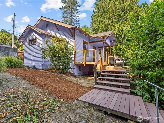 5024 29th Avenue S, Seattle, WA 98108
