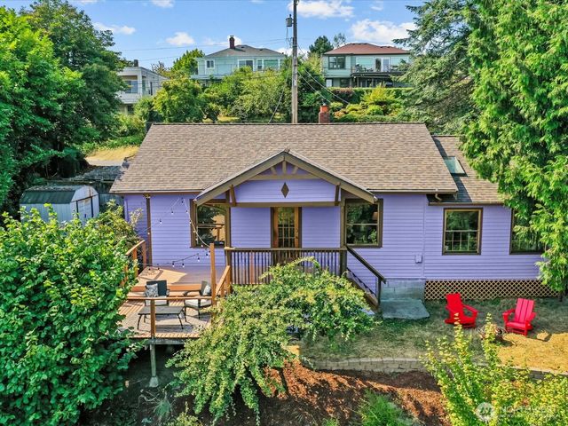 5024 29th Avenue S, Seattle, WA 98108