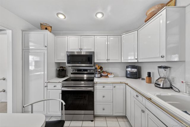 57 Lakeview Drive, Kiamesha Lake, NY 12751