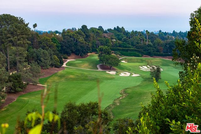 642 Perugia Way, Los Angeles, CA 90077