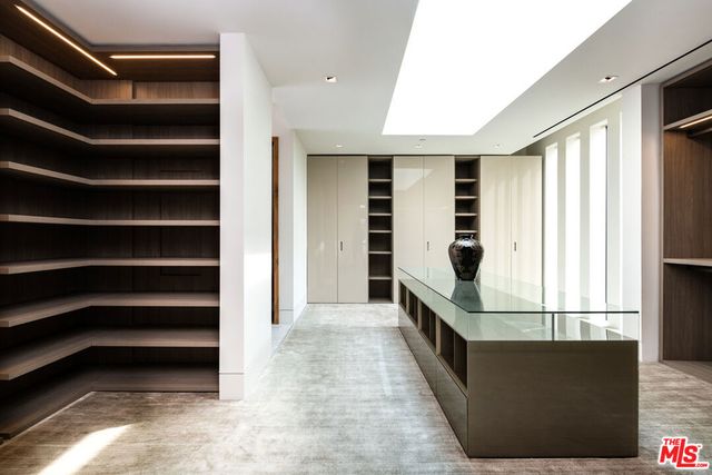 642 Perugia Way, Los Angeles, CA 90077