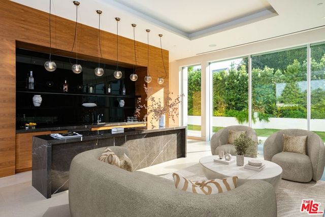 642 Perugia Way, Los Angeles, CA 90077