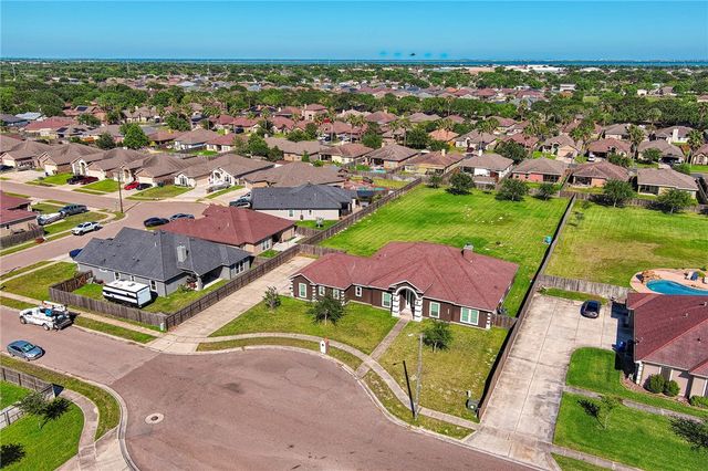 2602 Annie Rae Way, Corpus Christi, TX 78418