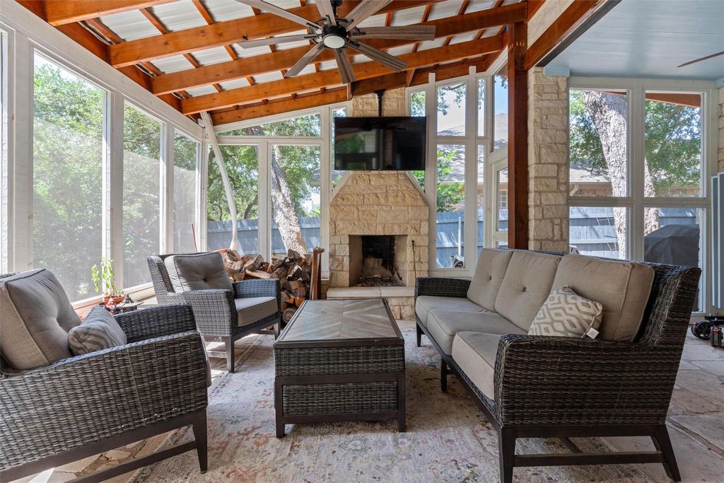 7016 Tanaqua LN, Austin, TX 78739