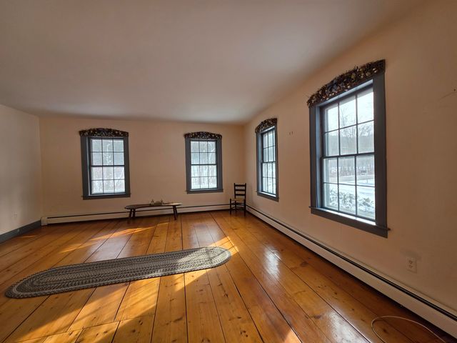 673 VT Rte 121 East, Grafton, VT 05146