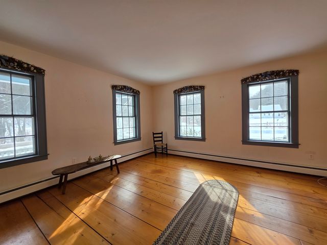 673 VT Rte 121 East, Grafton, VT 05146