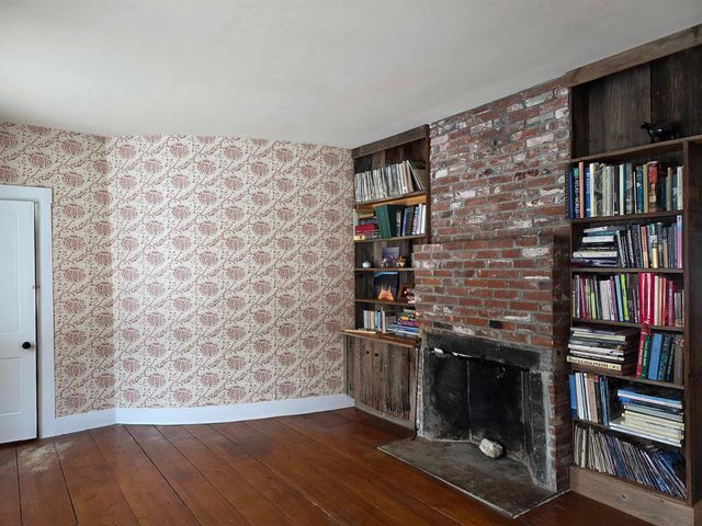 673 VT Rte 121 East, Grafton, VT 05146