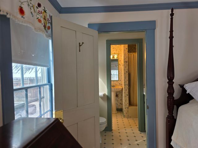 673 VT Rte 121 East, Grafton, VT 05146