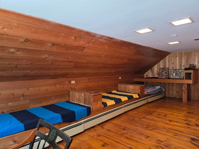 673 VT Rte 121 East, Grafton, VT 05146